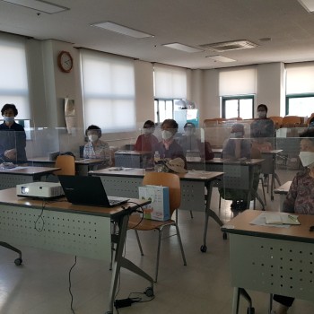 2020년도 노인권익증진사업 노인양성평등교육 실시 이미지