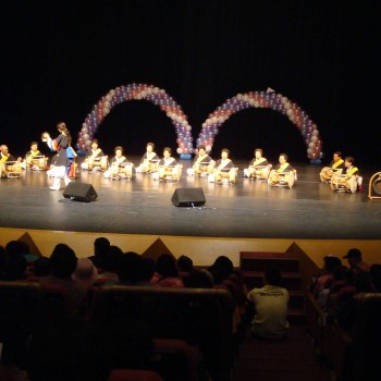 어버이날 행사 풍물 공연 이미지