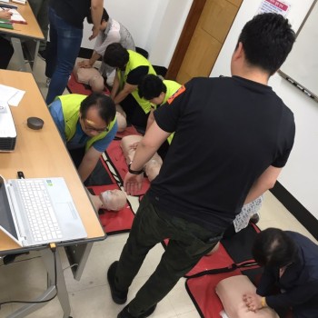 2019년 직원교육(응급상황 처치 및 심폐소생술) 이미지